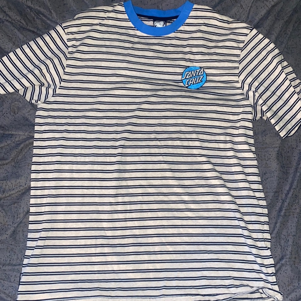 SANTA CRUZ SKATEBOARDING SHIRT NEVER WORN